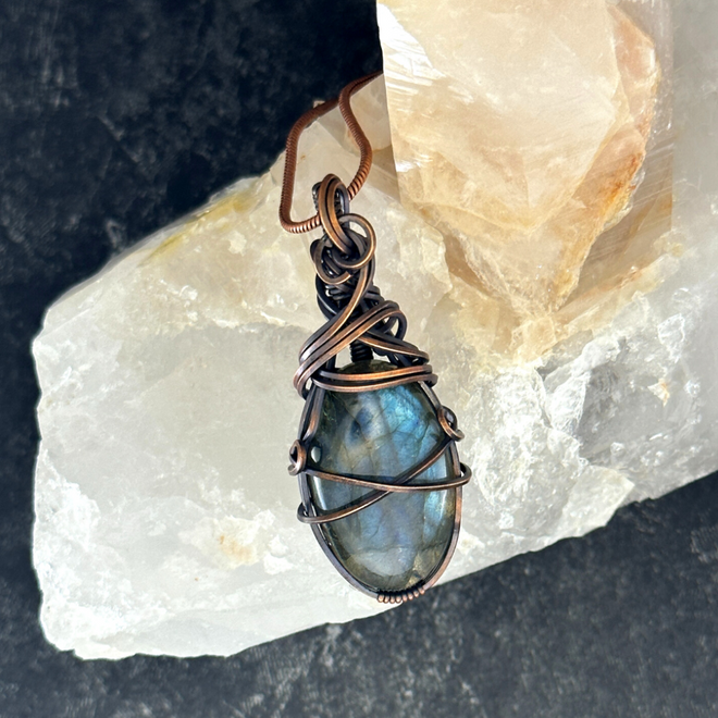 Necklace - Wire-Wrapped with Copper: Labradorite Oval