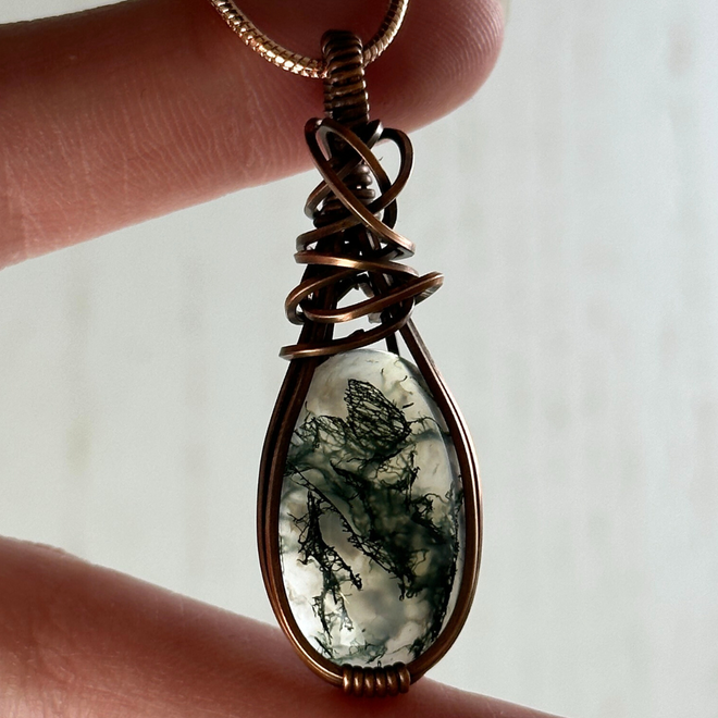 Dendritic Moss Agate Crystal Meaning Green Stone
